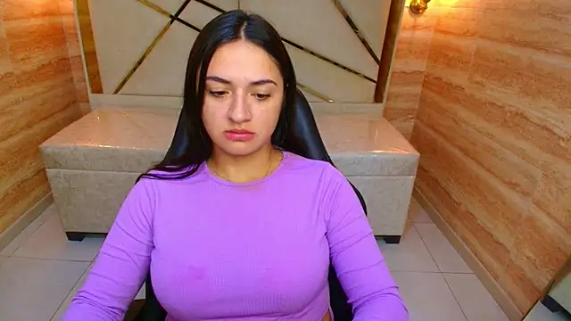 Snapshot of rachel_r_ chatting on 24, 10, 2025 rachel r online show from 24, 10, 2025