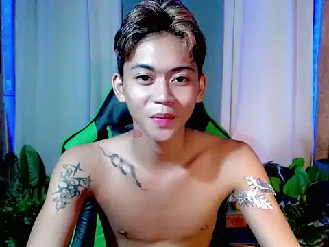 AsianCuteGuy21 online show from 13, 11, 2025