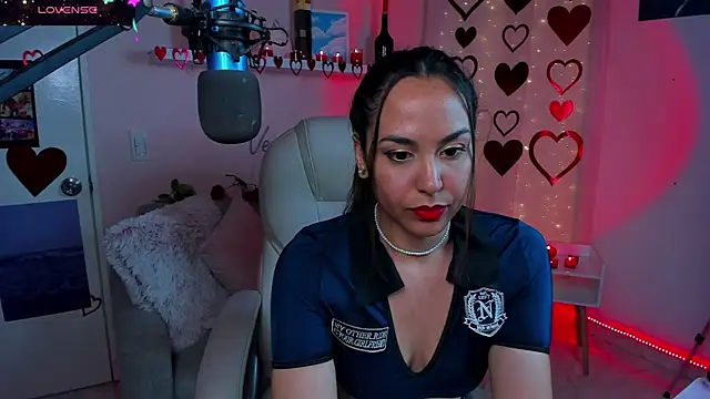 VenusIsLove  online show from 12, 2, 2025