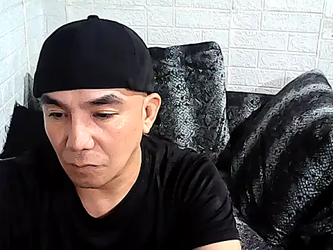 Snapshot of yourasiandesire69 chatting on 16, 12, 2025 yourasiandesire69 online show from 16, 12, 2025