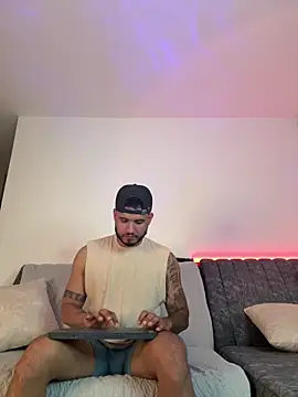 AUSTINN TORRES online show from 10, 3, 2026