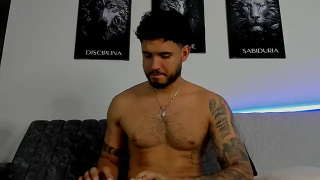 Snapshot of AUSTINN_TORRES chatting on 17, 7, 2026 AUSTINN TORRES online show from 17, 7, 2026