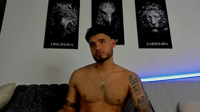 Snapshot of AUSTINN_TORRES chatting on 18, 7, 2026 AUSTINN TORRES online show from 18, 7, 2026