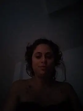 Caroline Jons online show from 20, 11, 2025