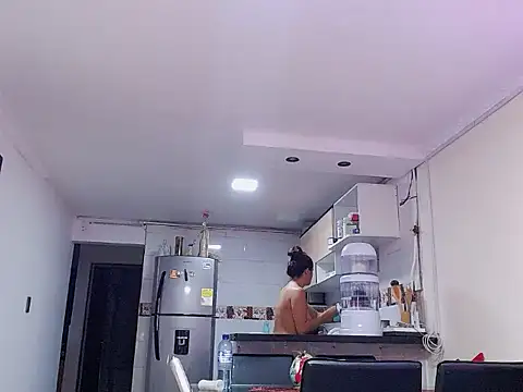 Caroline Jons online show from 30, 11, 2025