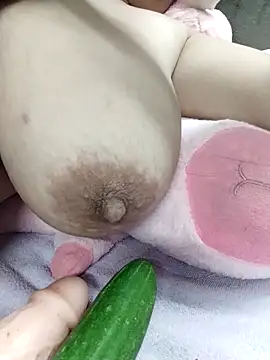 Snapshot of Big_booobs8 chatting on 12, 11, 2025 Big booobs8 online show from 12, 11, 2025