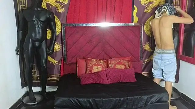 Horny Duo0 online show from 21, 11, 2025