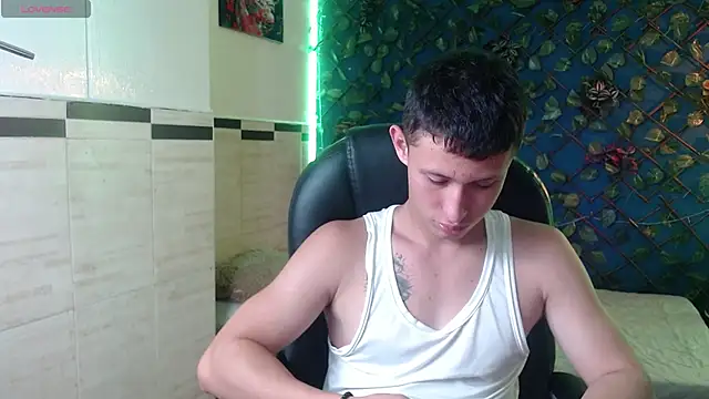 Garuo 18 online show from 19, 11, 2025