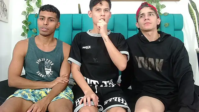 Snapshot of Hot_Boys_Latinos_X chatting on 31, 10, 2025 Hot Boys Latinos X online show from 31, 10, 2025