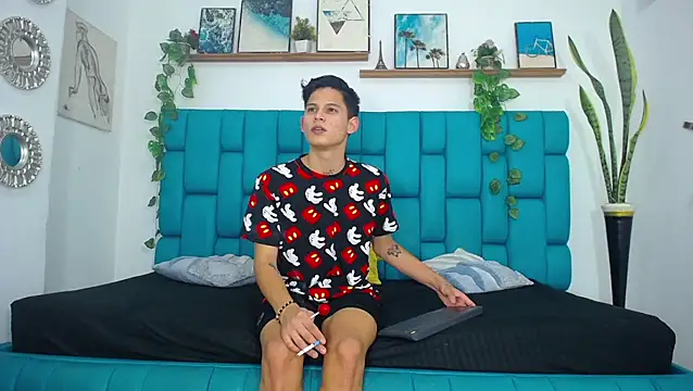 Snapshot of Hot_Boys_Latinos_X chatting on 7, 11, 2025 Hot Boys Latinos X online show from 7, 11, 2025