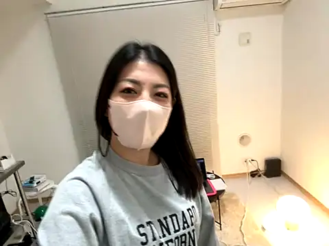 Snapshot of akimix_xoxo chatting on 4, 11, 2025 akimix xoxo online show from 4, 11, 2025