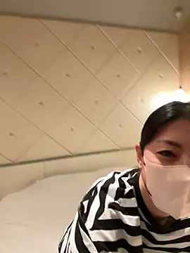 akimix xoxo online show from 11, 11, 2025