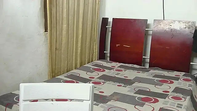 Snapshot of fer_luna chatting on 5, 12, 2025 fer luna online show from 5, 12, 2025