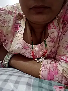 Snapshot of Best_couple2001 chatting on 31, 10, 2025 Best couple2001 online show from 31, 10, 2025