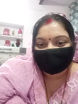 Snapshot of Best_couple2001 chatting on 8, 11, 2025 Best couple2001 online show from 8, 11, 2025