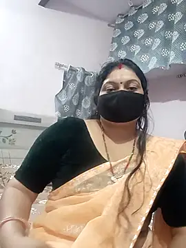 Snapshot of Best_couple2001 chatting on 14, 11, 2025 Best couple2001 online show from 14, 11, 2025