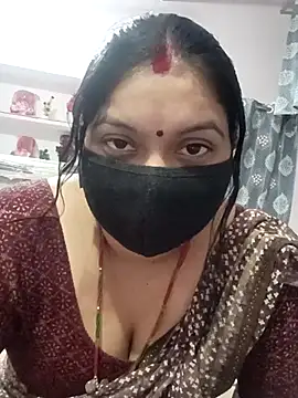 Snapshot of Best_couple2001 chatting on 21, 11, 2025 Best couple2001 online show from 21, 11, 2025