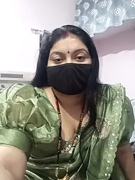 Snapshot of Best_couple2001 chatting on 26, 11, 2025 Best couple2001 online show from 26, 11, 2025