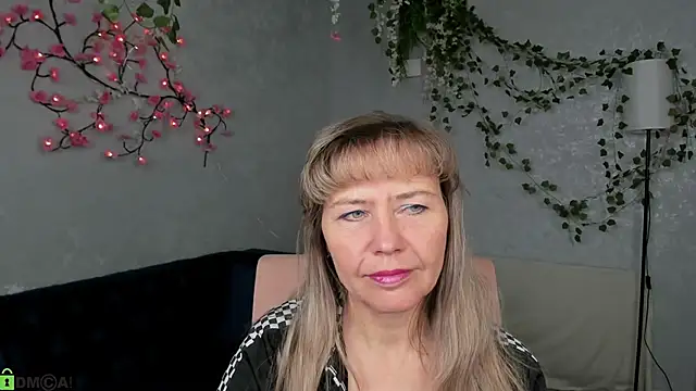 Carla Vogue online show from 1, 12, 2025