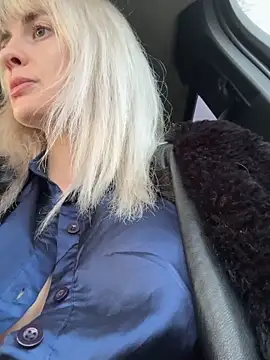 blondegirlx online show from 27, 11, 2025