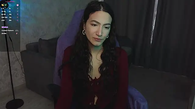 Mulan Lo online show from 8, 4, 2026