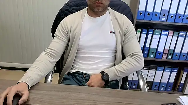 Evasionee online show from 7, 4, 2026