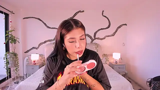 AsiaMillerr  online show from 24, 11, 2025