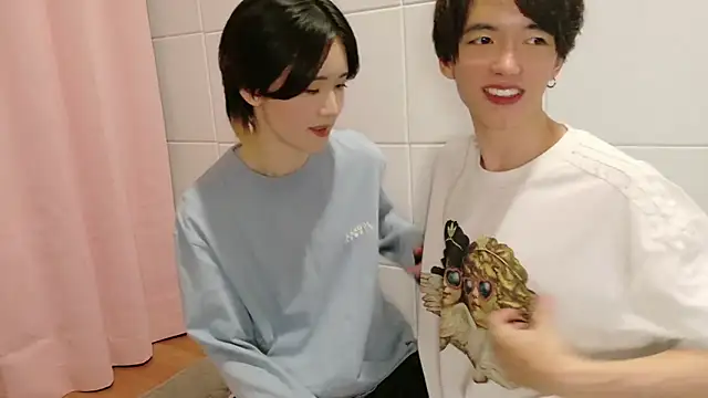 Snapshot of NORA_NEKO_2_2 chatting on 23, 11, 2025 NORA NEKO 2 2 online show from 23, 11, 2025