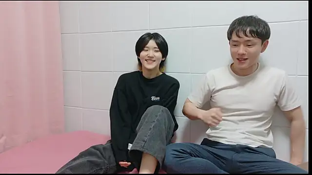 Snapshot of NORA_NEKO_2_2 chatting on 29, 11, 2025 NORA NEKO 2 2 online show from 29, 11, 2025