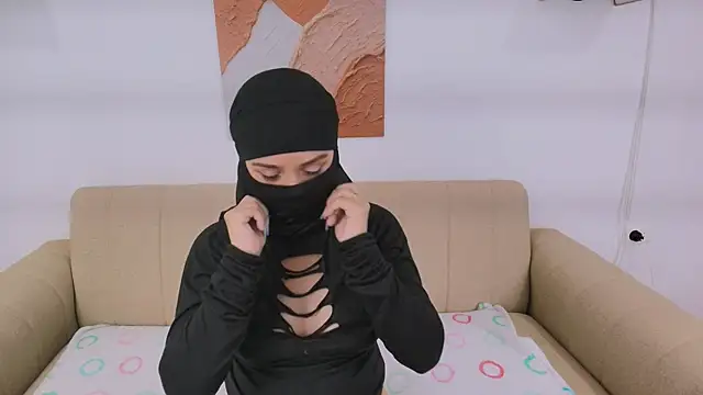 Lailaa lush online show from 8, 4, 2026