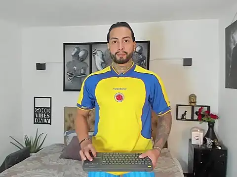 Snapshot of christopher_palmerjs chatting on 5, 11, 2025 christopher palmerjs online show from 5, 11, 2025