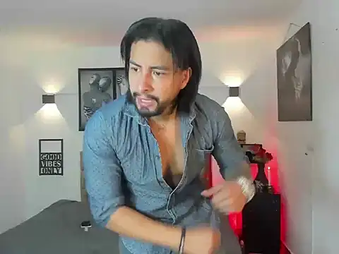 Snapshot of christopher_palmerjs chatting on 24, 11, 2025 christopher palmerjs online show from 24, 11, 2025