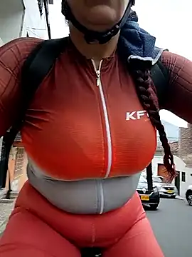 LAPOTRA 04 online show from 6, 4, 2026