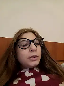 sweetbabygirlforyou online show from 12, 4, 2026