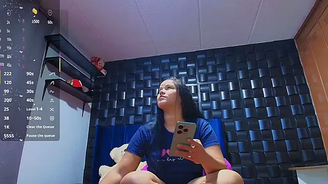 Snapshot of Kesha_rosse_ chatting on 7, 11, 2025 Kesha rosse online show from 7, 11, 2025