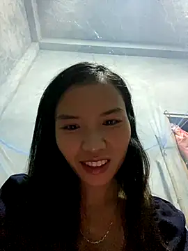 Snapshot of Yunzang chatting on 7, 11, 2025 Yunzang online show from 7, 11, 2025