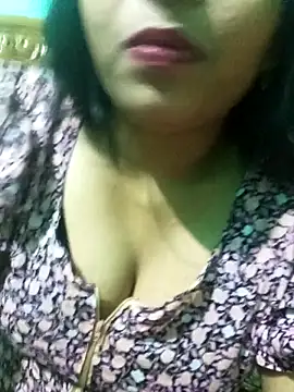 Snapshot of Chadni19 chatting on 17, 12, 2025 Chadni19 online show from 17, 12, 2025