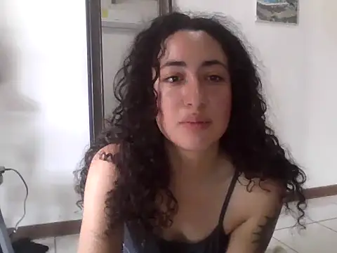 Snapshot of eleganceafterdark chatting on 26, 10, 2025 eleganceafterdark online show from 26, 10, 2025