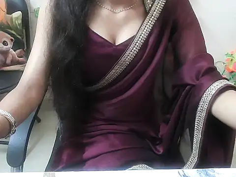 Snapshot of lo_e_shreya chatting on 14, 11, 2025 lo e shreya online show from 14, 11, 2025