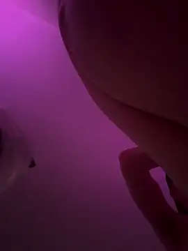 krisdeanbb online show from 11, 4, 2026