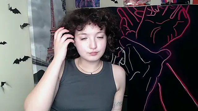 Snapshot of MissAriaa chatting on 3, 11, 2025 MissAriaa online show from 3, 11, 2025