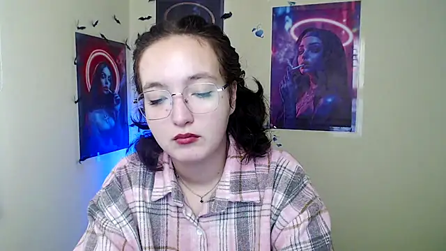 Snapshot of MissAriaa chatting on 20, 11, 2025 MissAriaa online show from 20, 11, 2025