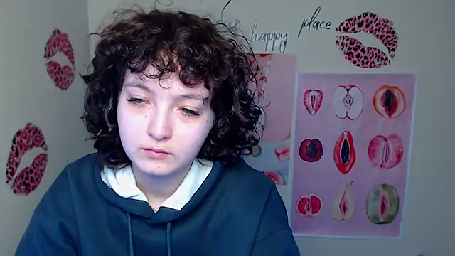 Snapshot of MissAriaa chatting on 24, 11, 2025 MissAriaa online show from 24, 11, 2025