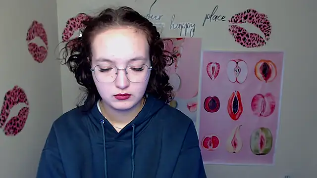 Snapshot of MissAriaa chatting on 25, 11, 2025 MissAriaa online show from 25, 11, 2025