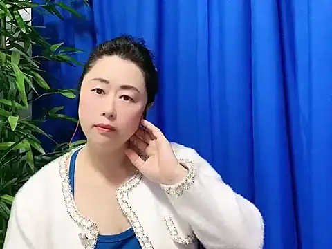 Snapshot of yaoyao22678 chatting on 28, 10, 2025 yaoyao22678 online show from 28, 10, 2025
