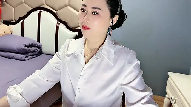 yaoyao22678 online show from 14, 4, 2026