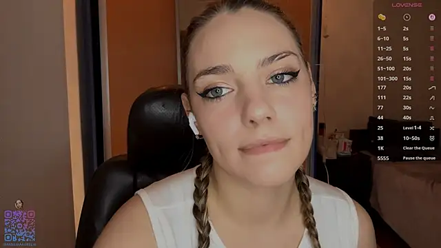 Snapshot of IlanaLafferty chatting on 11, 1, 2026 IlanaLafferty online show from 11, 1, 2026