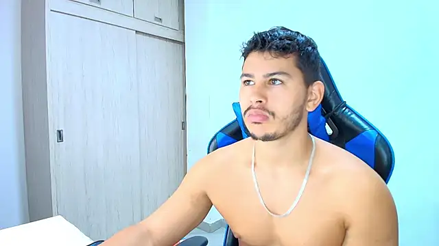 sophia and alex online show from 10, 11, 2025