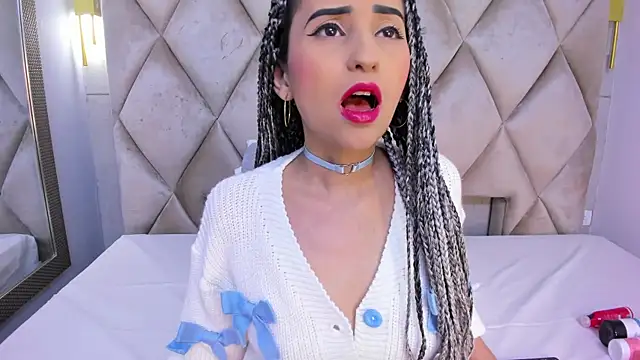 violett rabbit  online show from 20, 11, 2025