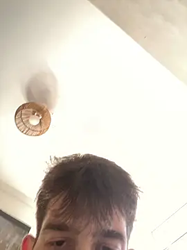 Dondeloquieras4 online show from 4, 4, 2026